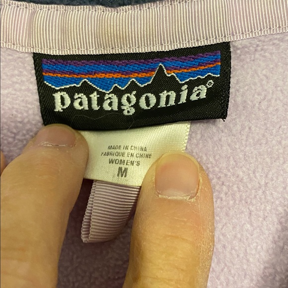 Patagonia Hoodie - Lavender and Navy, thicker fabric, 2 pockets - Picture 2 of 9